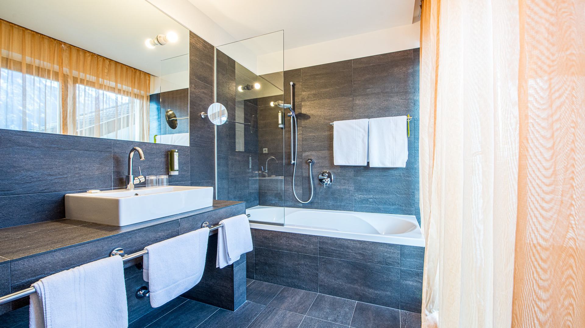 Kristall Suite